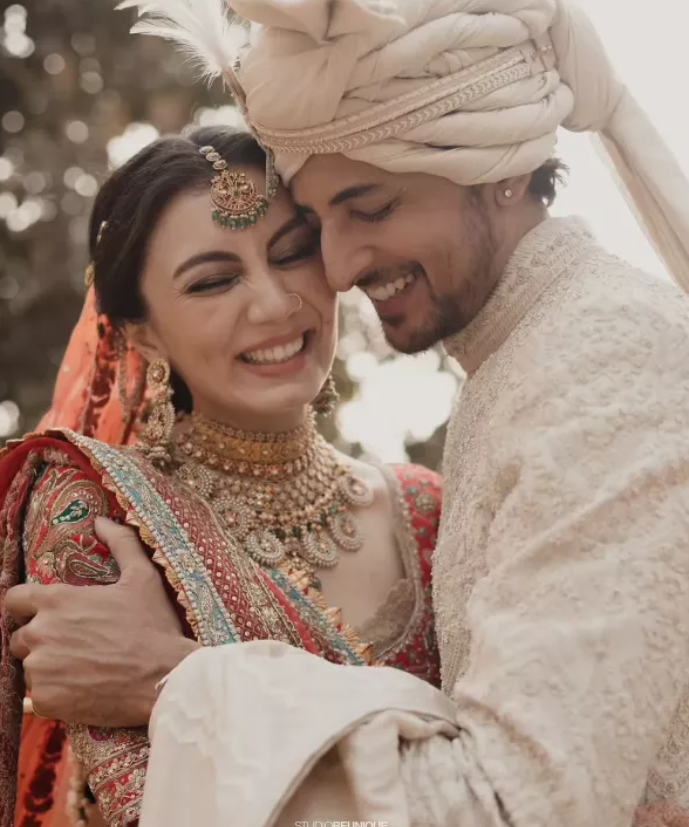 Darshan Raval Gets Married to His Best Friend Dharal Surelia